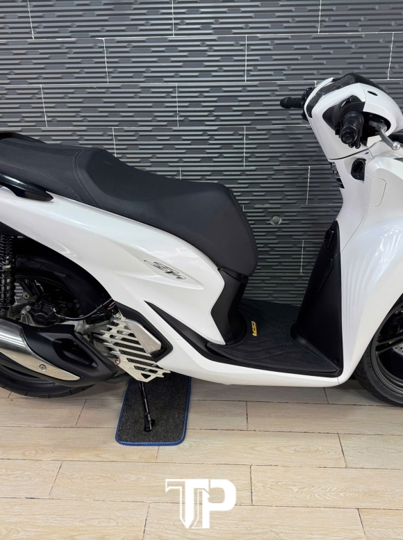 Sh 125 bs 2222 tứ quí