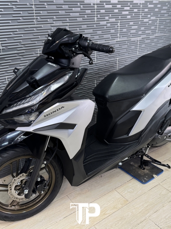 Honda Vario 125 Bạc Đen 2025 Bs Sài Gòn