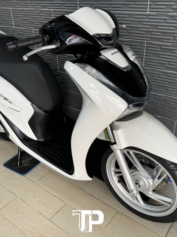 Honda SH160 abs date 2024 Trắng Panda 
