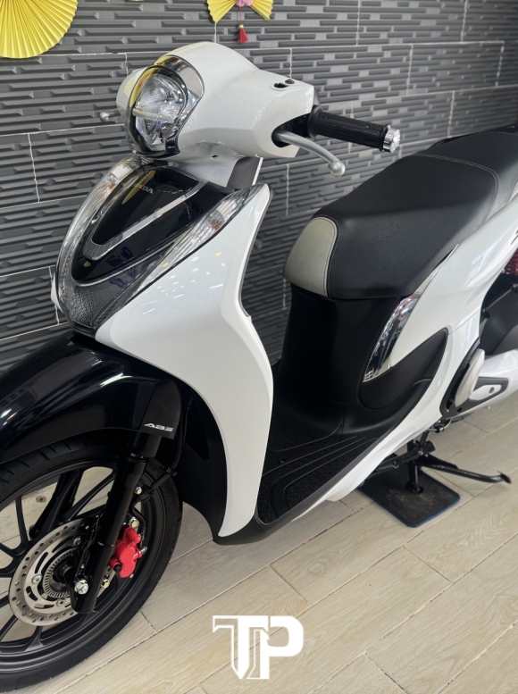 Honda SH mode 2022 abs Trắng Đen Sporty 