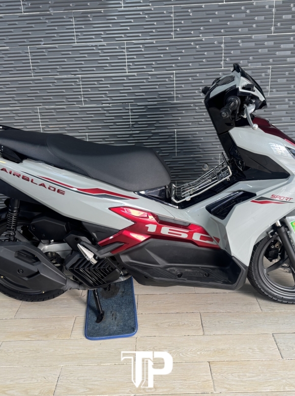 Honda AB 125 date 2024 Xám Xi Măng Bstp