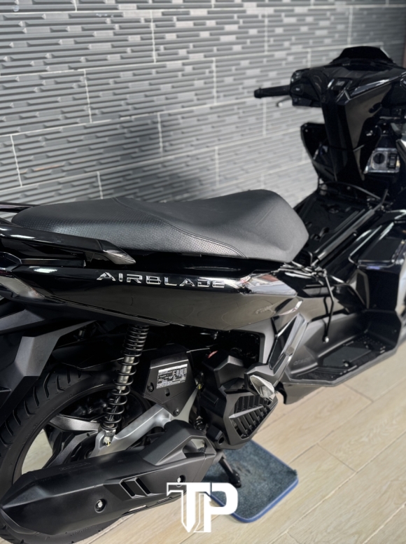 Honda AB125 date 2022 Đen Bóng bstp