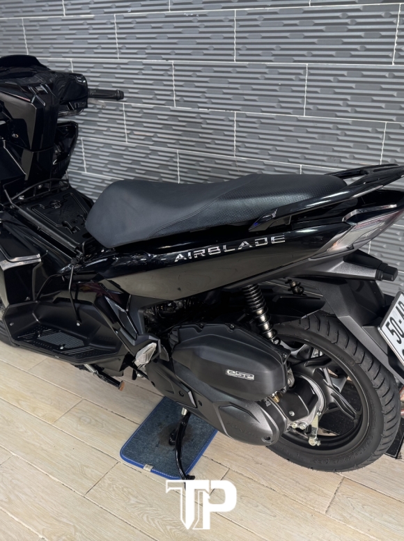 Honda AB125 date 2022 Đen Bóng bstp