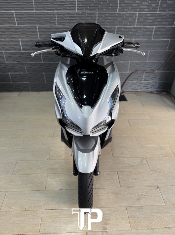 Honda AB 160 date 2022 Bạc Đen Bstp