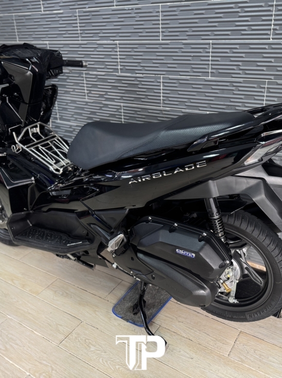 Honda AB125 date 2024 Đen Bóng Bstp