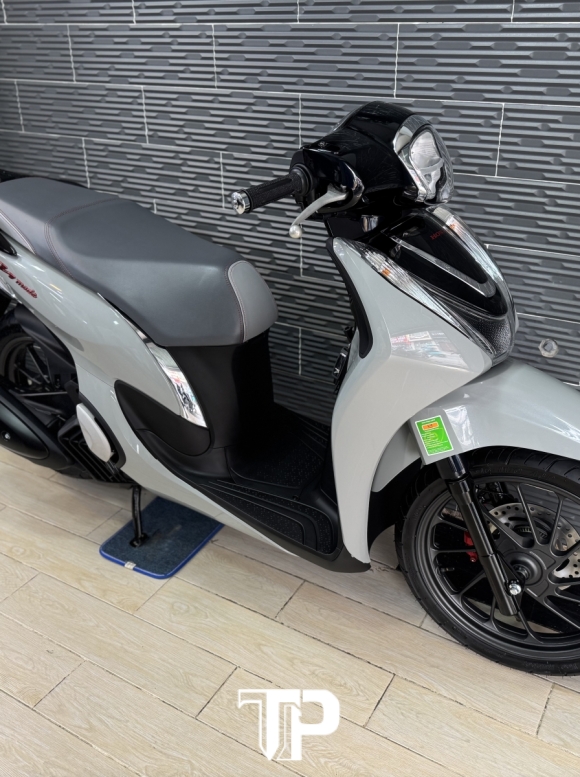 Honda SH Mode 2025 Xám Xi măng Bstp
