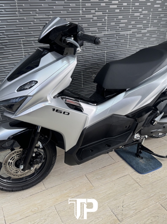 Honda  AB160 date 2026 Bạc Porsche Bstp