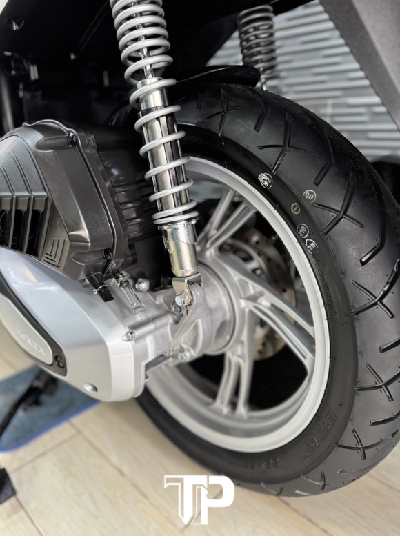 SH160 date 2025 abs Trắng Panda New 99.9%