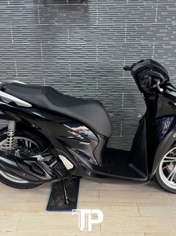 Honda SH125 date 2025 Đen Bóng Bs Sài Gòn