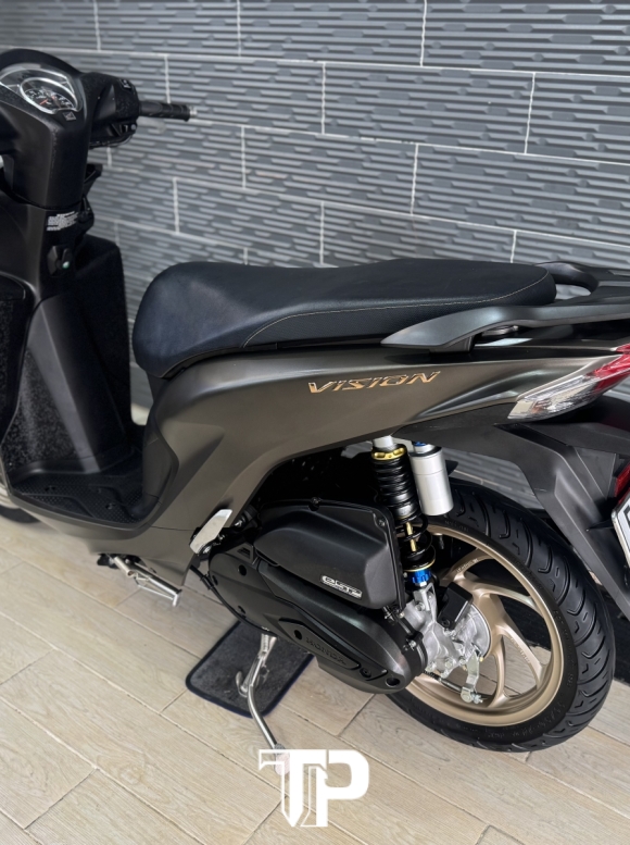 Honda Vision 2025 Màu Cánh Dán mâm đồng