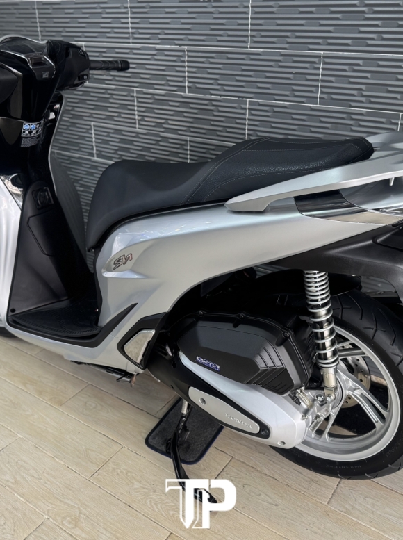 Honda SH125 date 2023 Bạc Đen Porsche Bstp