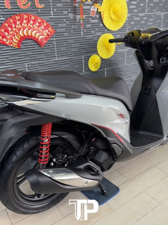 Honda SH160 date 2025 Xám Xi Măng 700 Klm