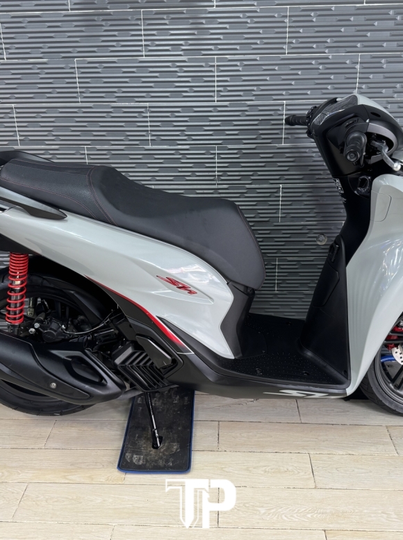 SH125 date 2024 ABS  Xám xi măng