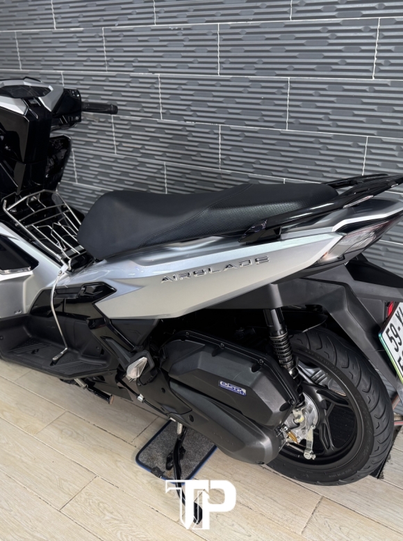 Honda AB125 date 2023 Bạc Đen Posrche Bs Sài Gòn