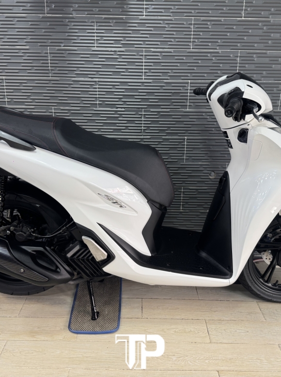 Honda SH150 date 2020 Trắng Đen Sporty Bstp