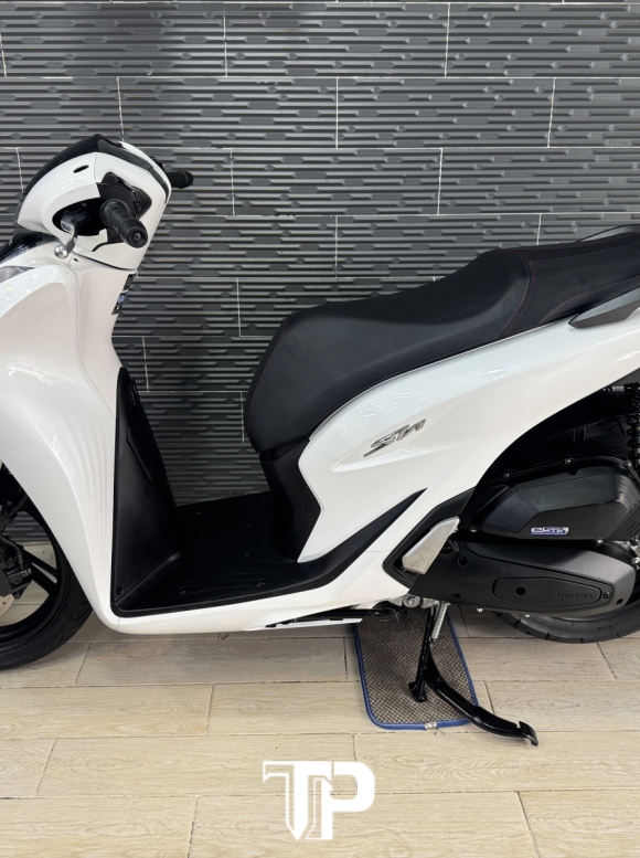 Honda SH150 date 2020 Trắng Đen Sporty Bstp