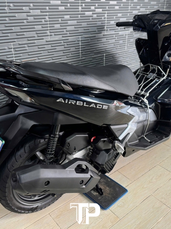 AB 125 2025 900km