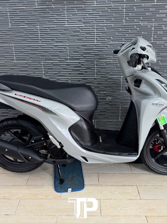 Vision đặc biệt 2024 bánh lớn