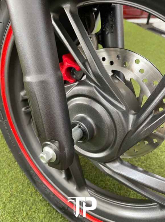 SH 160 abs 2024 3000km