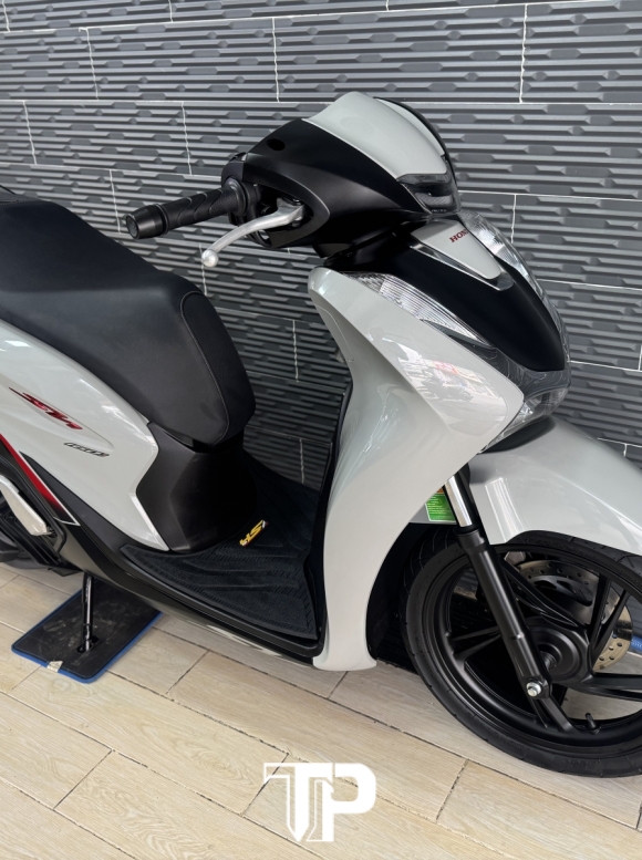 Honda SH150 abs date 2021 Xám Xi Măng Bstp
