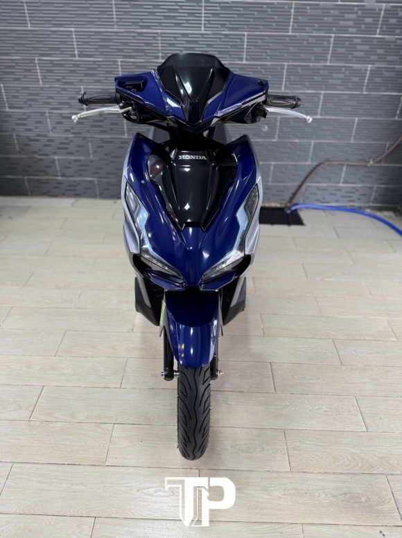 AB160 xanh Bạc 2024