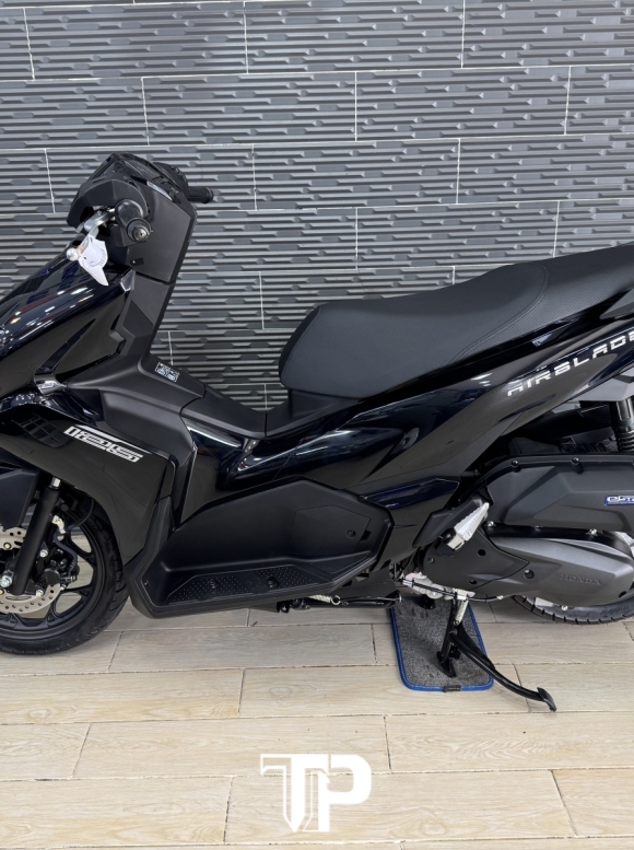 Honda AB125 date 2026 Đen Bóng Bs Sài Gòn